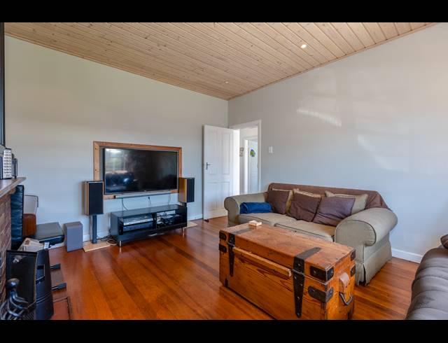 3 BEDROOM HOUSE FOR SALE IN HEATHFIELD